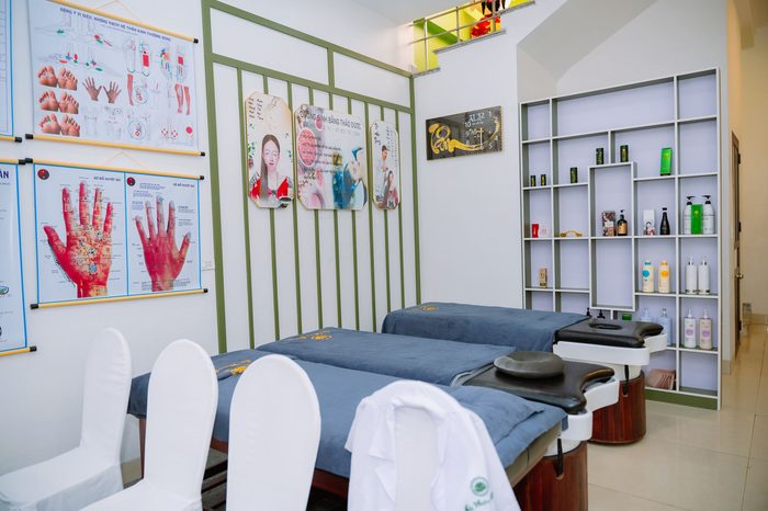 Phòng trị liệu bấm huyệt